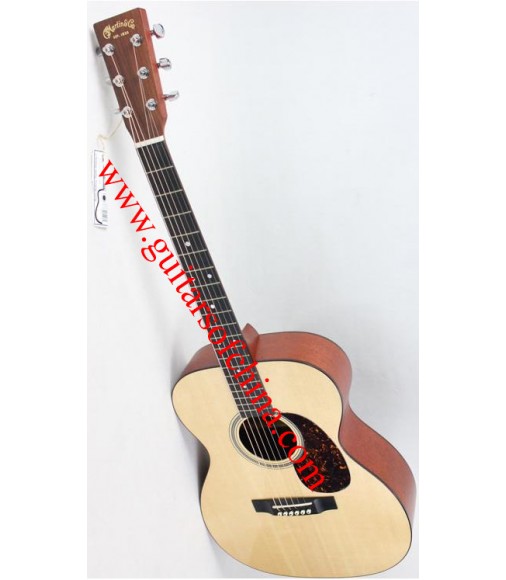 Martin 00016GT solid mahogany sides and back